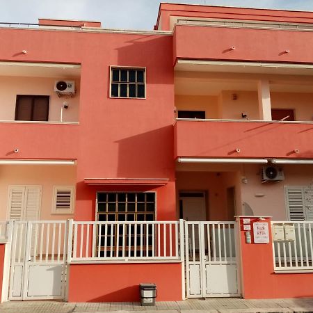 Апартаменты A Casa Di Maria 2 Каваллино-ди-Лечче Экстерьер фото